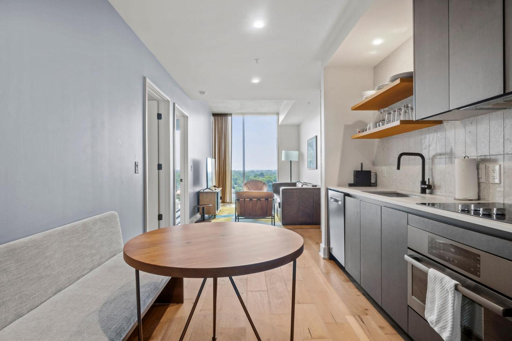 Modern 1Br Condo On Rainey St With Pool And Views Austin Kültér fotó